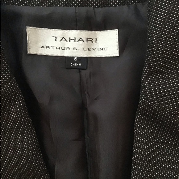 Tailored Blazer from Taharari - Picture 8 of 8